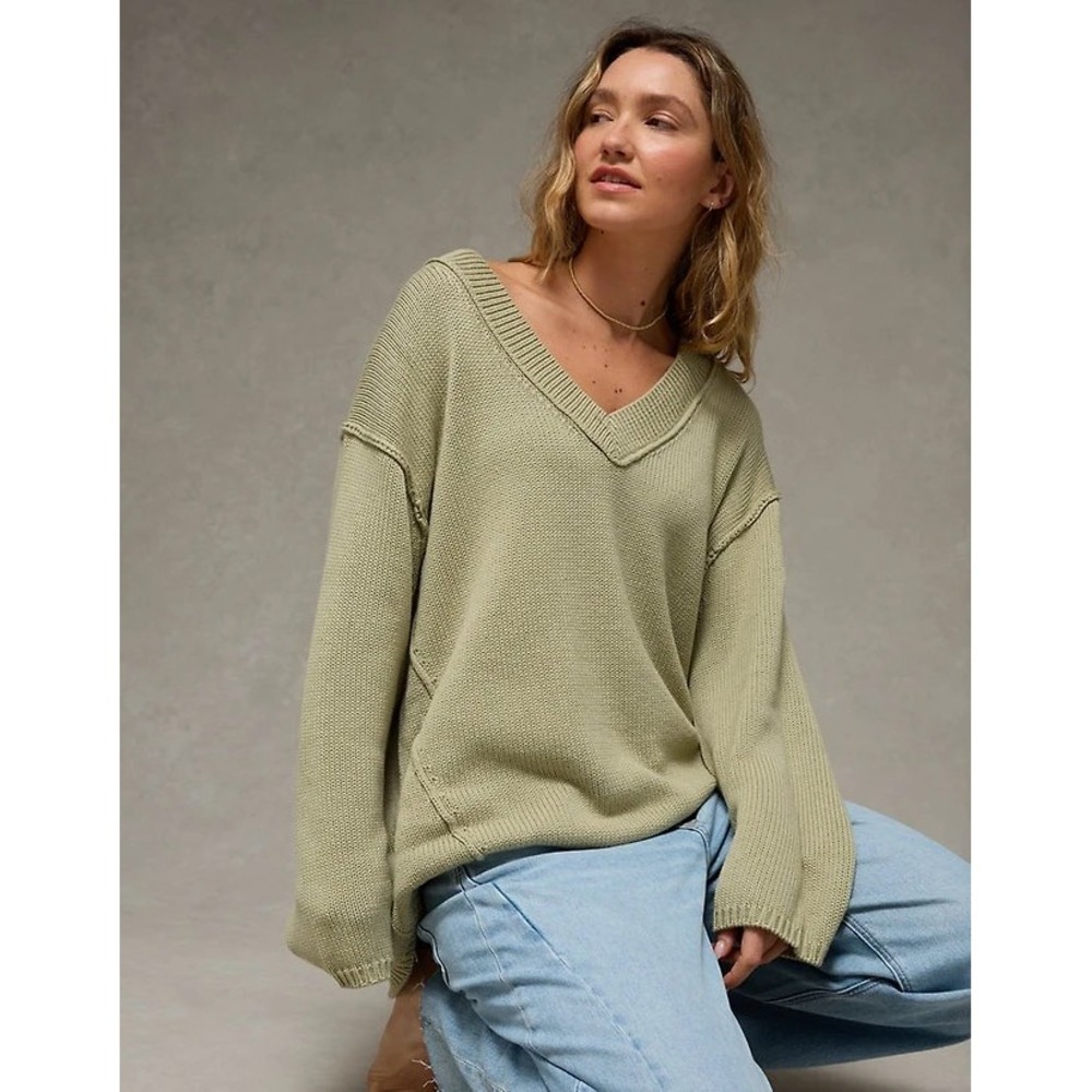 American Eagle Women Cotton Sweater Big Hug V-Neck M Green Oversized Shaker Knit